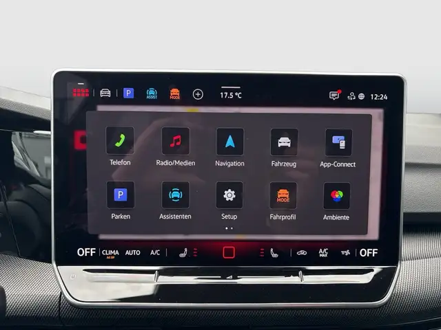 Volkswagen Golf view 13