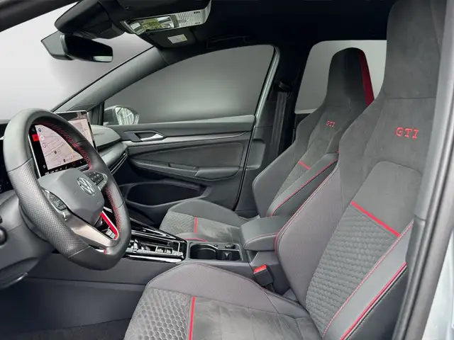 Volkswagen Golf view 11
