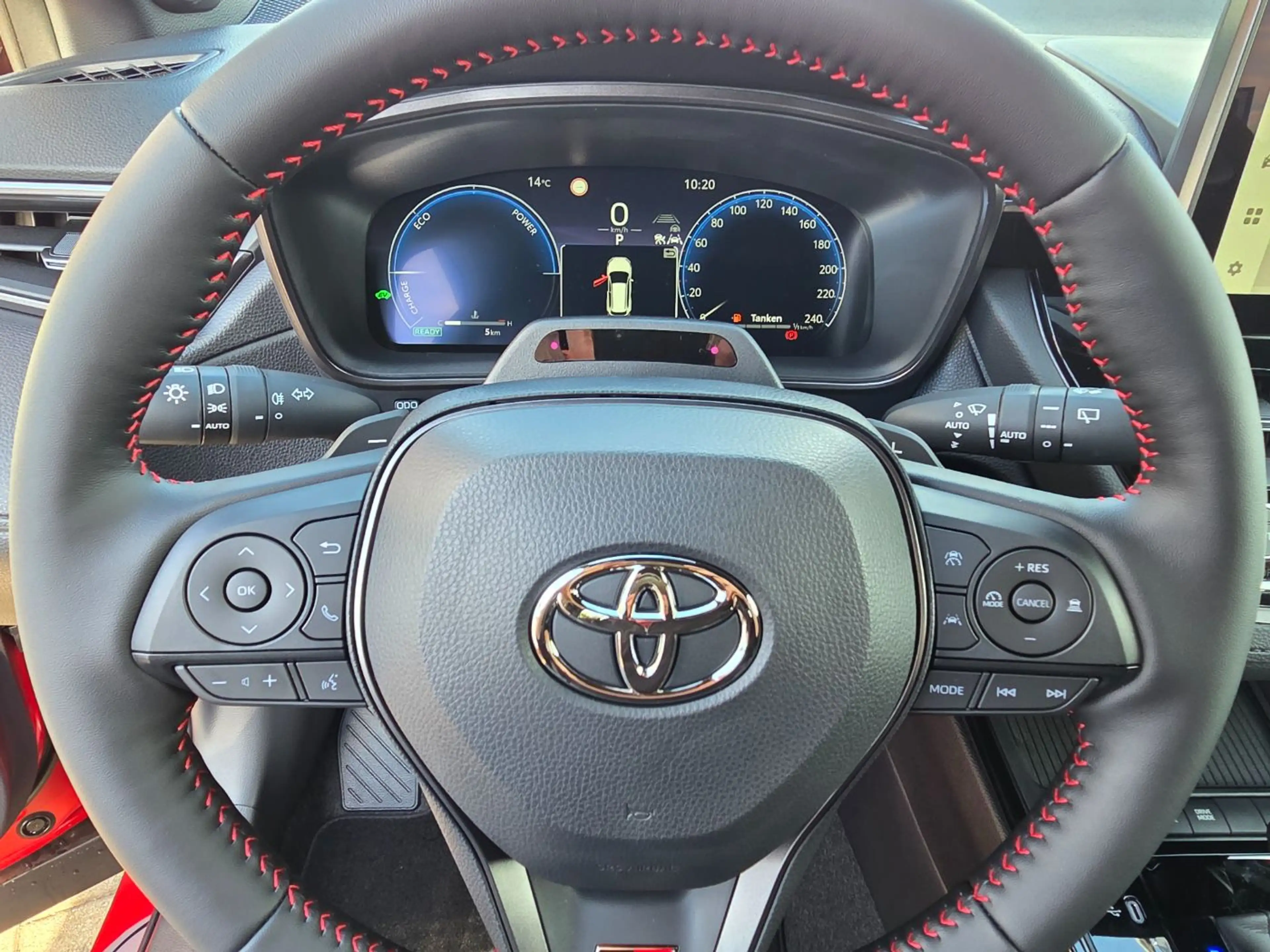 Toyota Corolla Cross 2,0-l-Hybrid GR Sport Premium Paket — photo 14