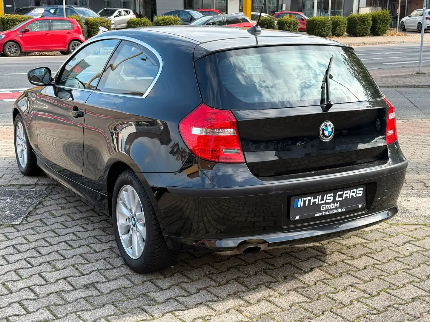 BMW 116 Baureihe 1 Lim. 116i - 2