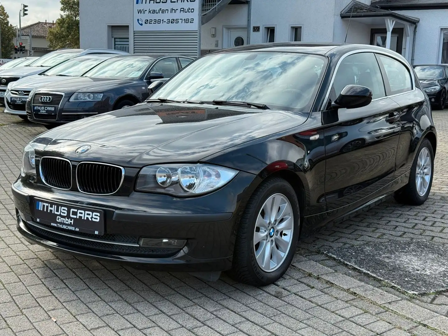 BMW 116 Baureihe 1 Lim. 116i - 1
