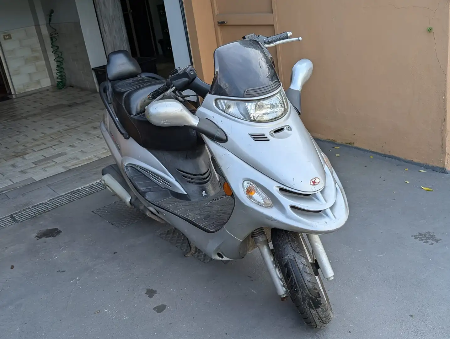 Kymco Сірий - 1