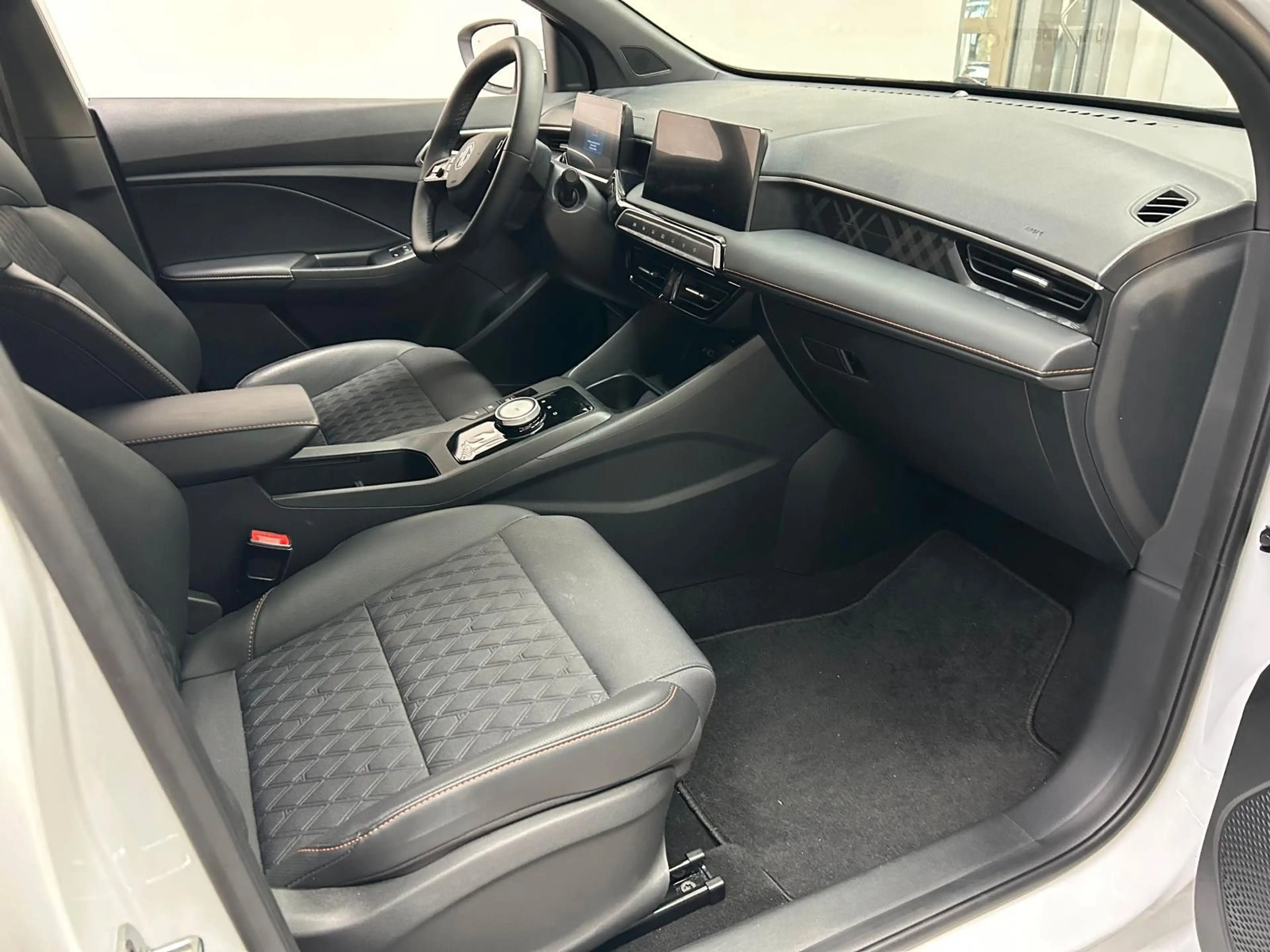 MG MG3 1.5 Hybrid+ 143 kW Luxury 360°-Kamera Navi — photo 10