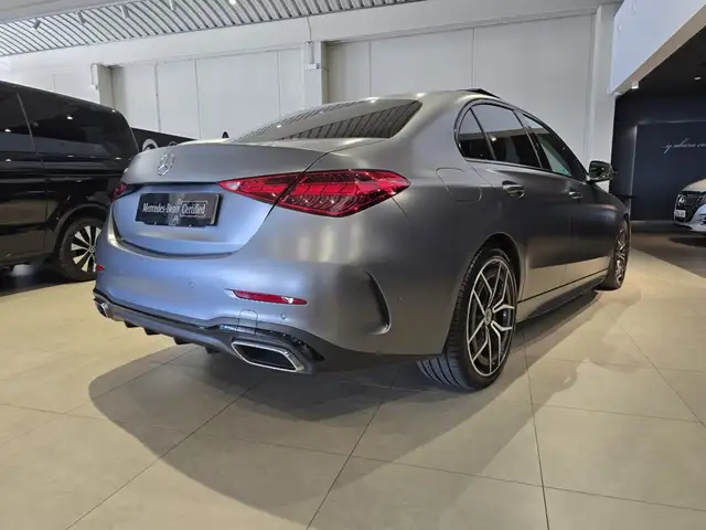 Mercedes-Benz C-Class view 10