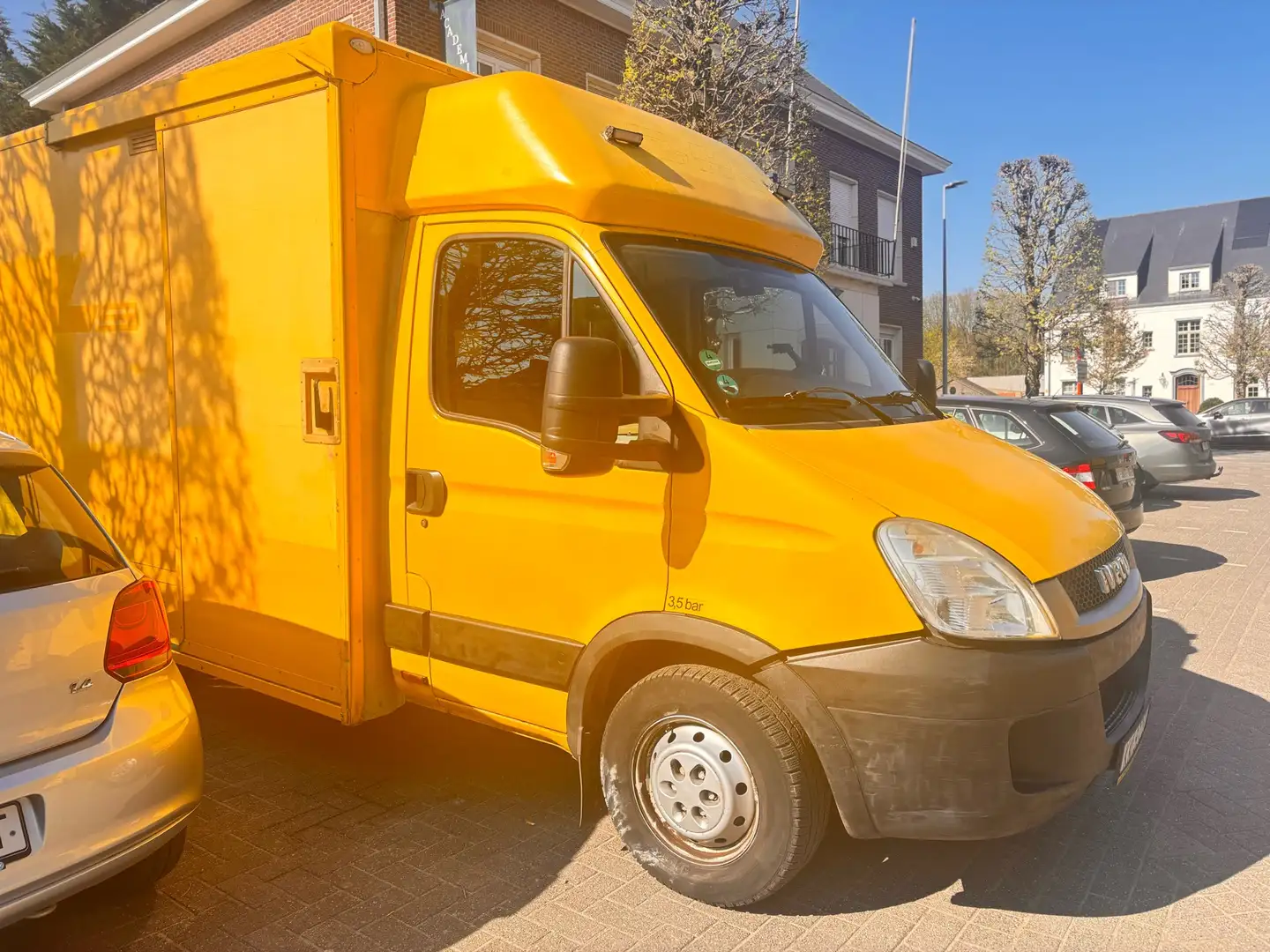 Iveco Daily 35S11 Sárga - 1