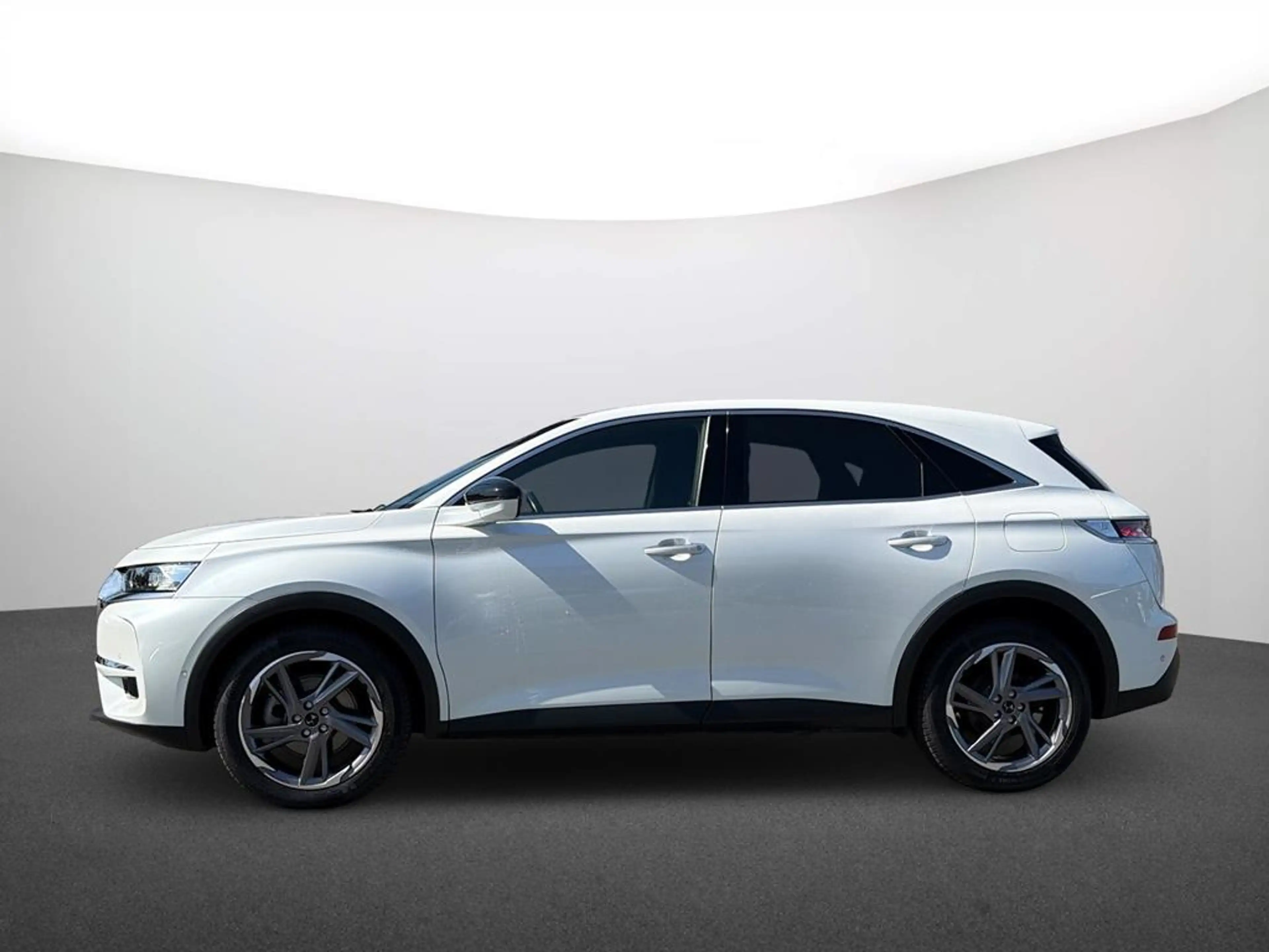 DS Automobiles DS 7 E-Tense 225 kW Bastille + 4x2 — photo 5