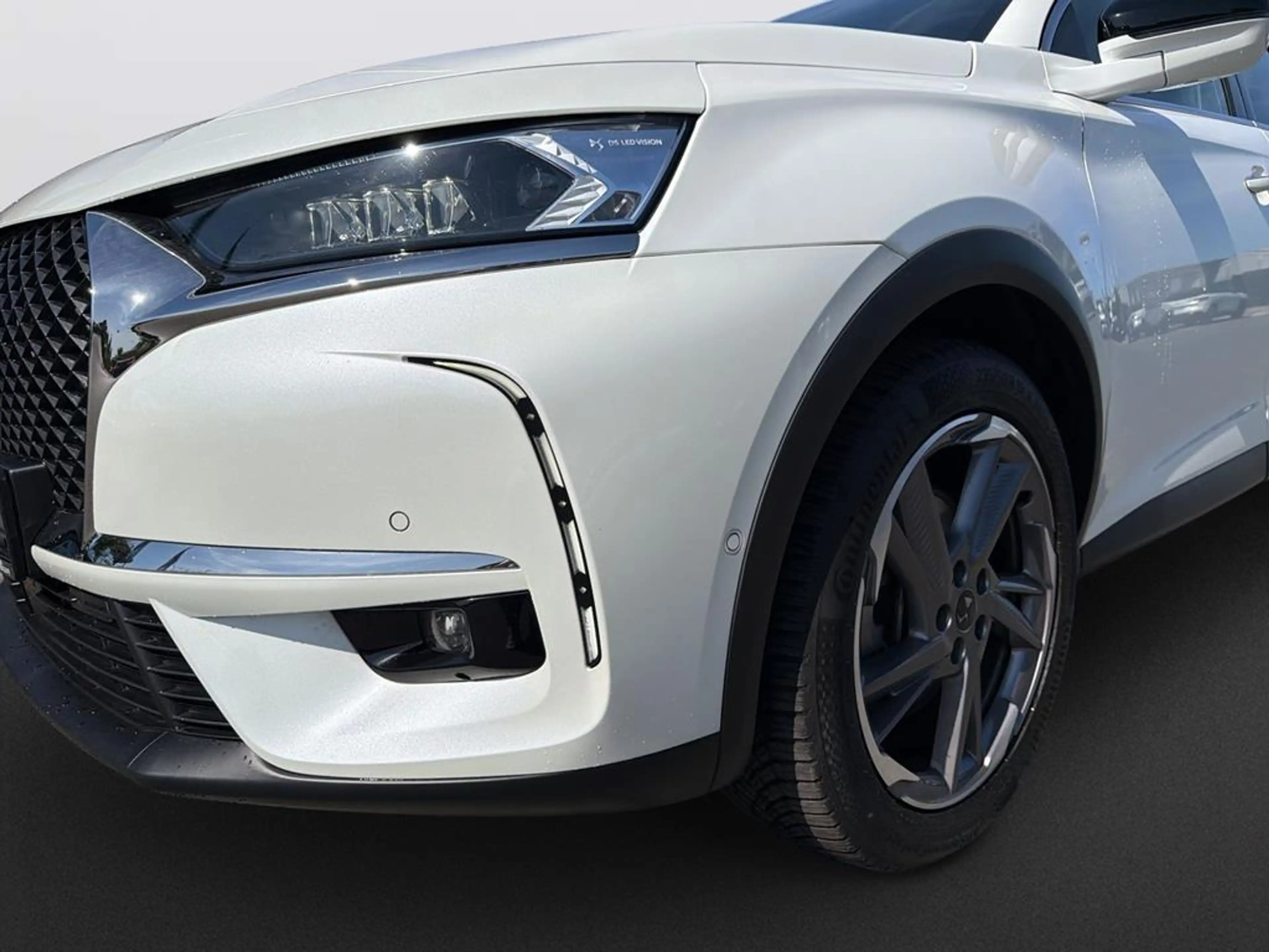 DS Automobiles DS 7 E-Tense 225 kW Bastille + 4x2 — photo 10
