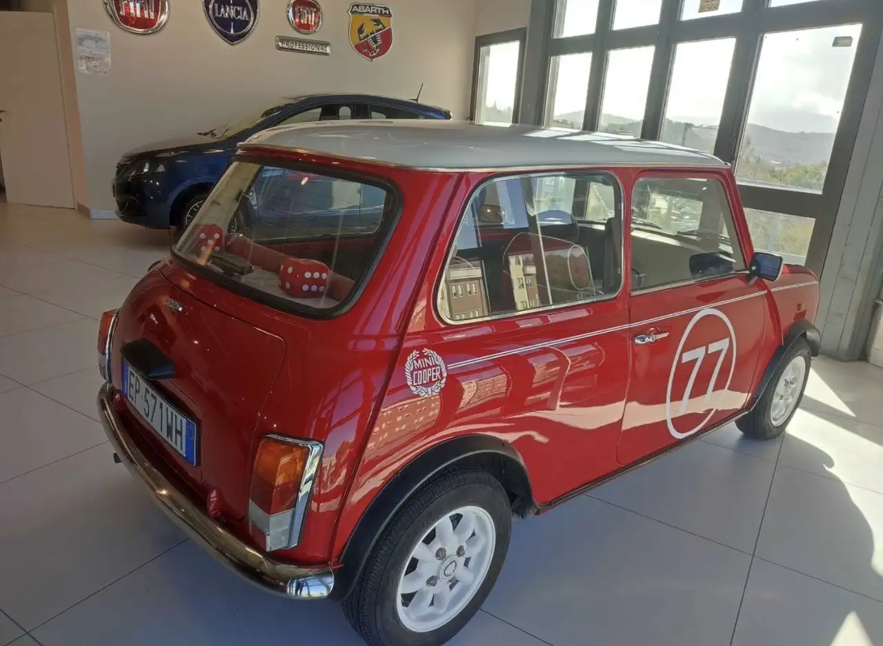 MINI 1000 Allestimento E con Estetica Mini Cooper, foto 11