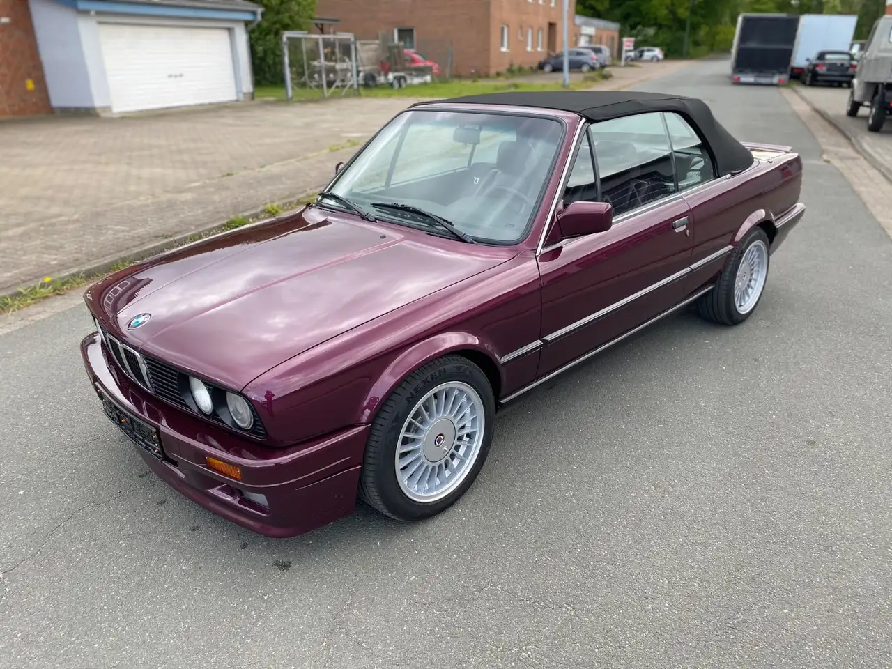 BMW 320 i E30 Cabrio Sonderfarbe Amethyst Leder Alu, foto 1