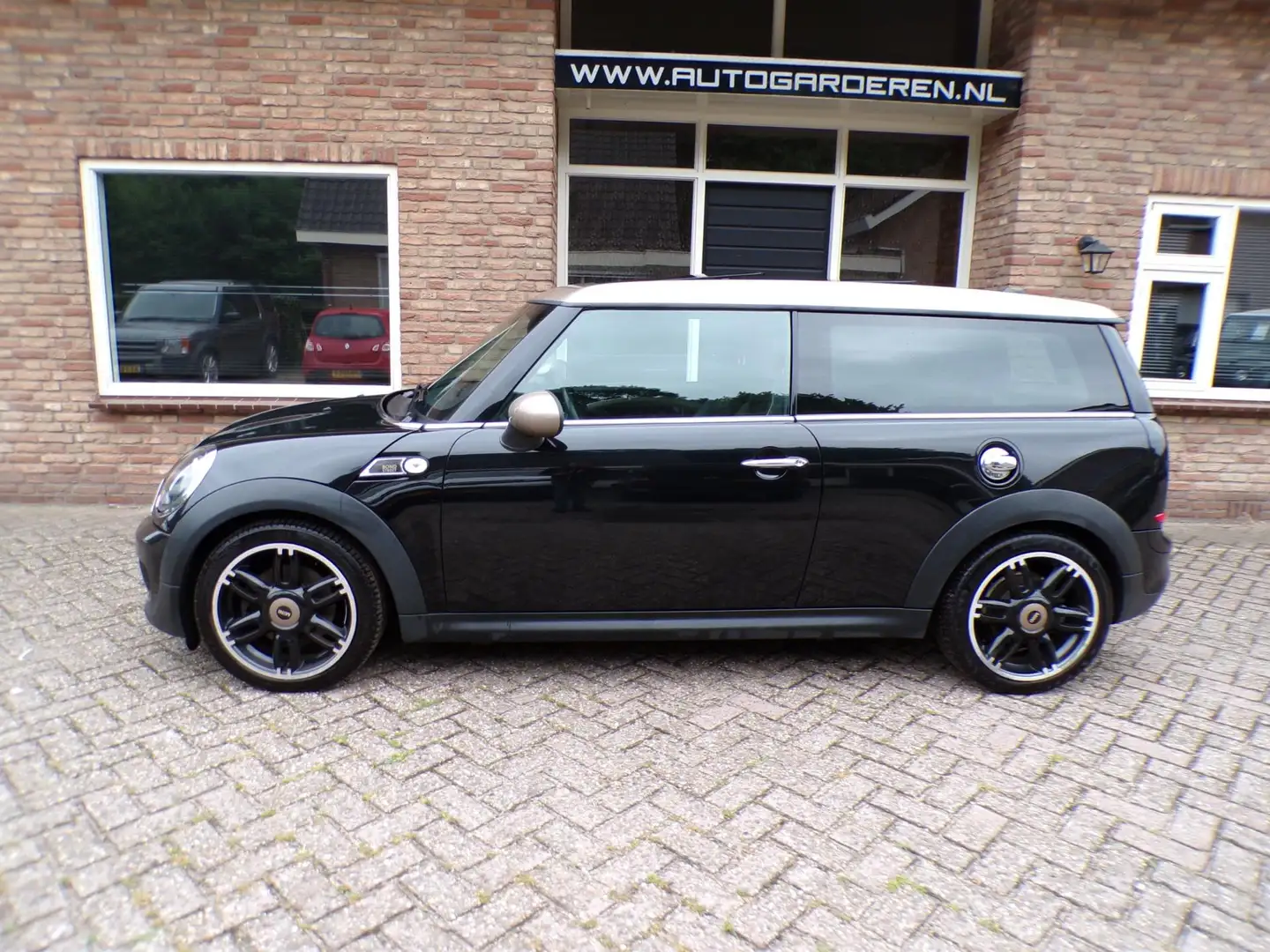 MINI Cooper S Clubman Mini 1.6 Chili Automaat / Leder / Navi / Panoramad Negro - 2