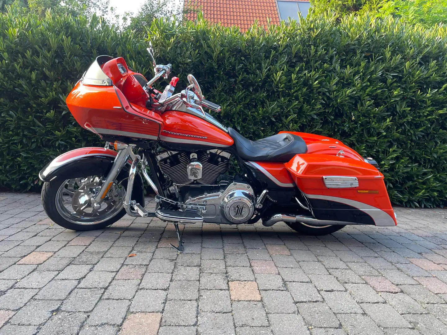 Harley-Davidson Road Glide CVO Screaming Eagle FLTRSE3-Modell Naranja - 2