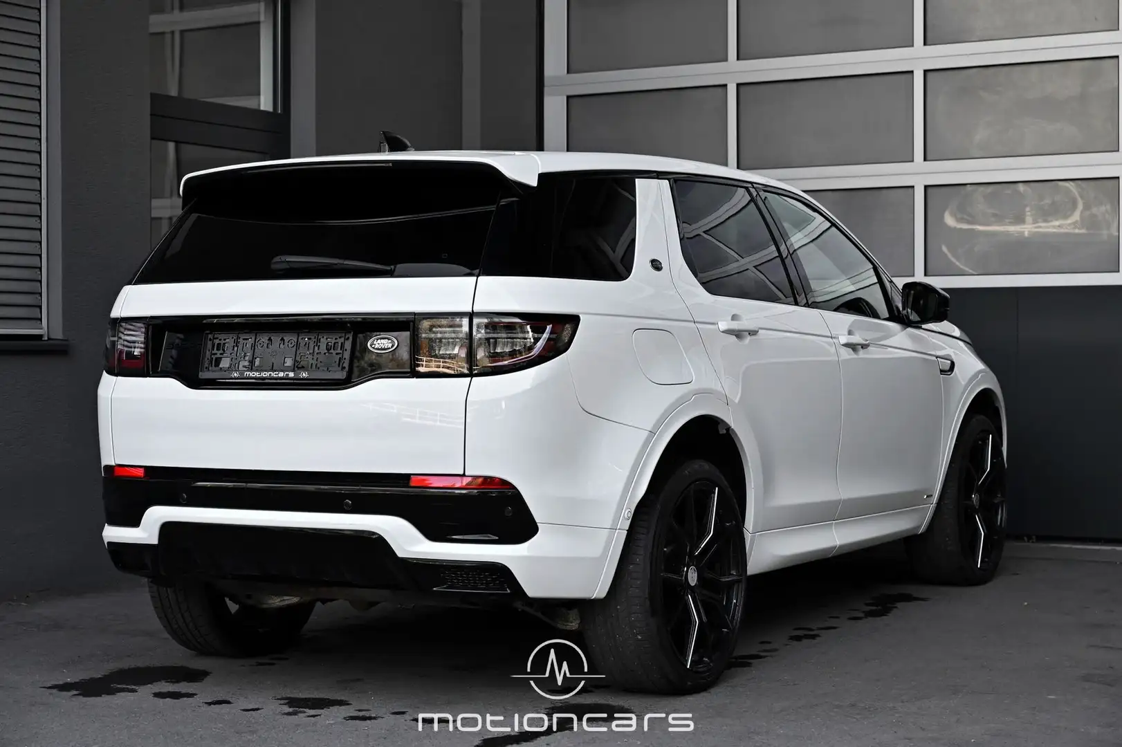 Land Rover Discovery Sport 2.0 P300e R Dynamic Pickerl NEU Weiß - 2