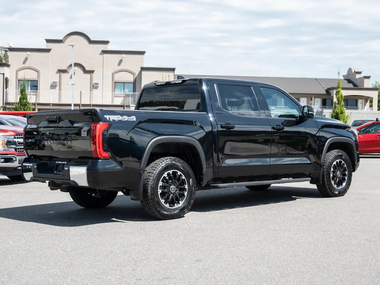 Toyota Tundra снимка Toyota Tundra