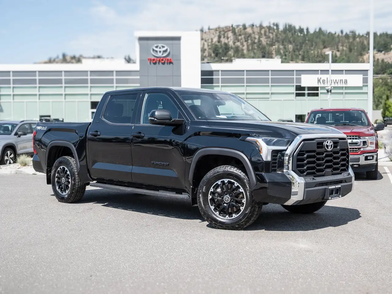 Toyota Tundra снимка Toyota Tundra