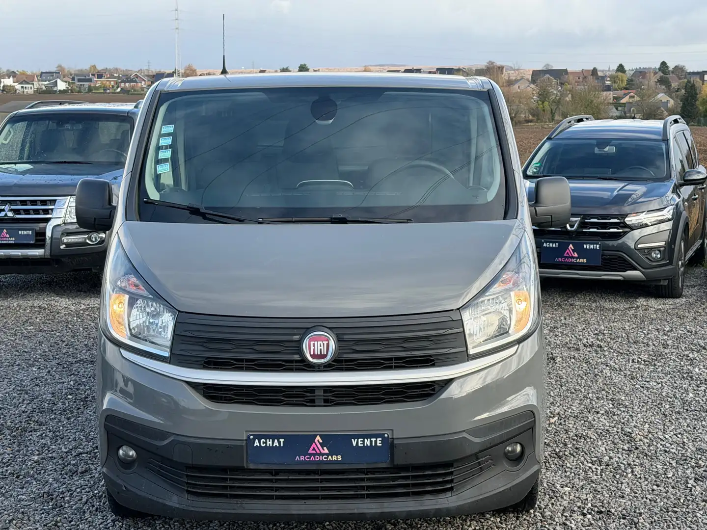 Fiat Talento 1.6 DCI - GPS - CAMERA - CAPTEUR - AIR CO - 3 PL Gris - 2