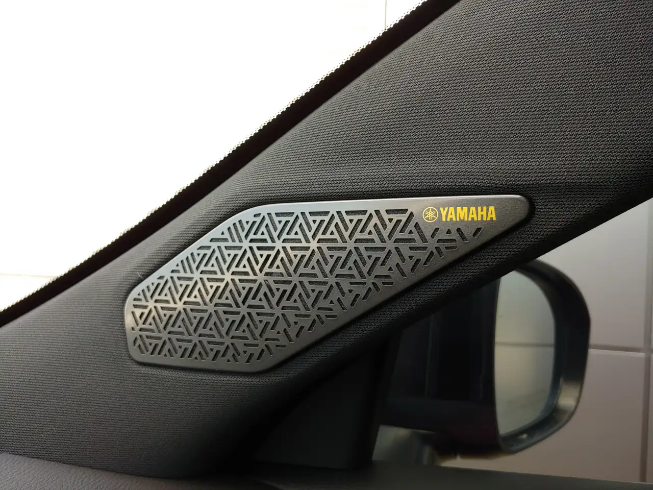 Mitsubishi Outlander снимка Mitsubishi Outlander