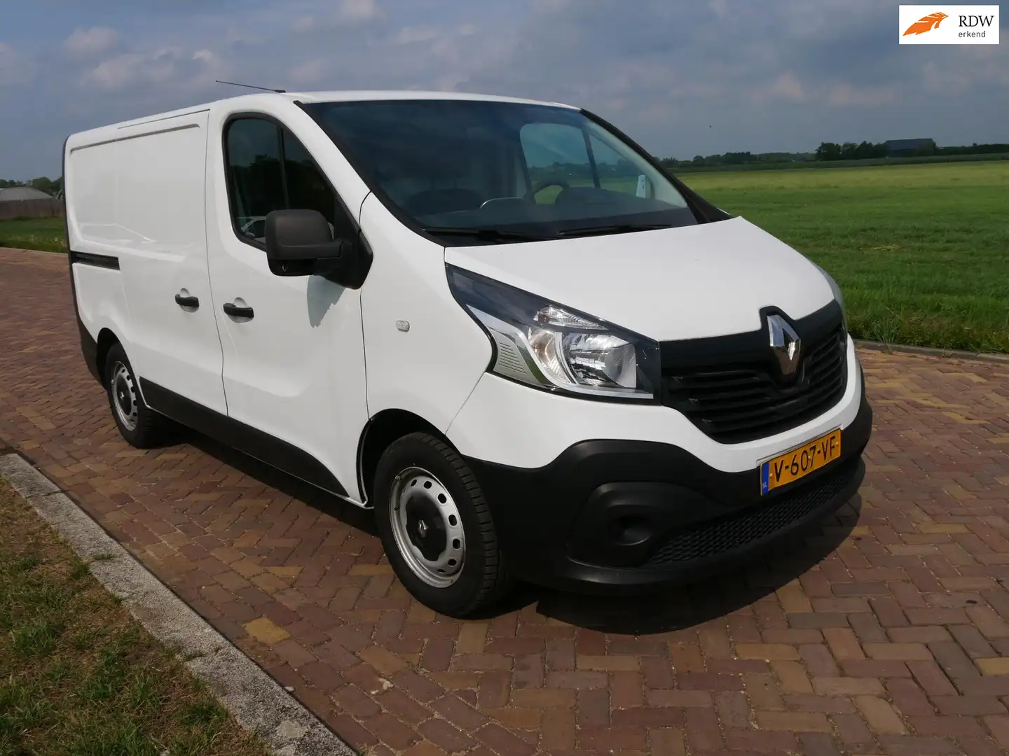 Renault Trafic 1.6 dCi T29 L1H2 Comfort 88kW AC AUDIO 2XDOOR ** 6 Blanc - 1