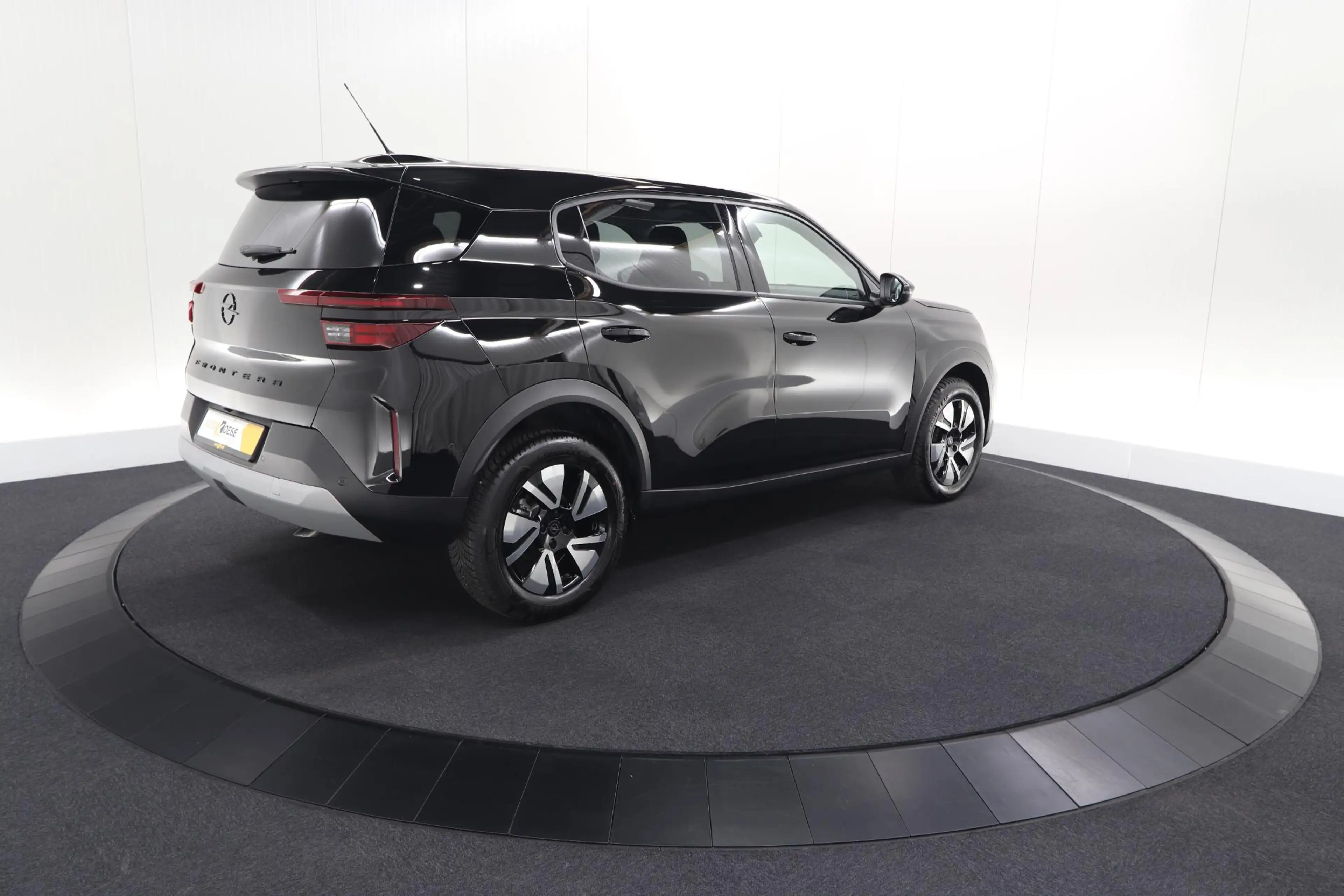 Opel Frontera 1.2 Turbo Hybrid 136 GS | 7 Zitplaatsen | Navigati — photo 13