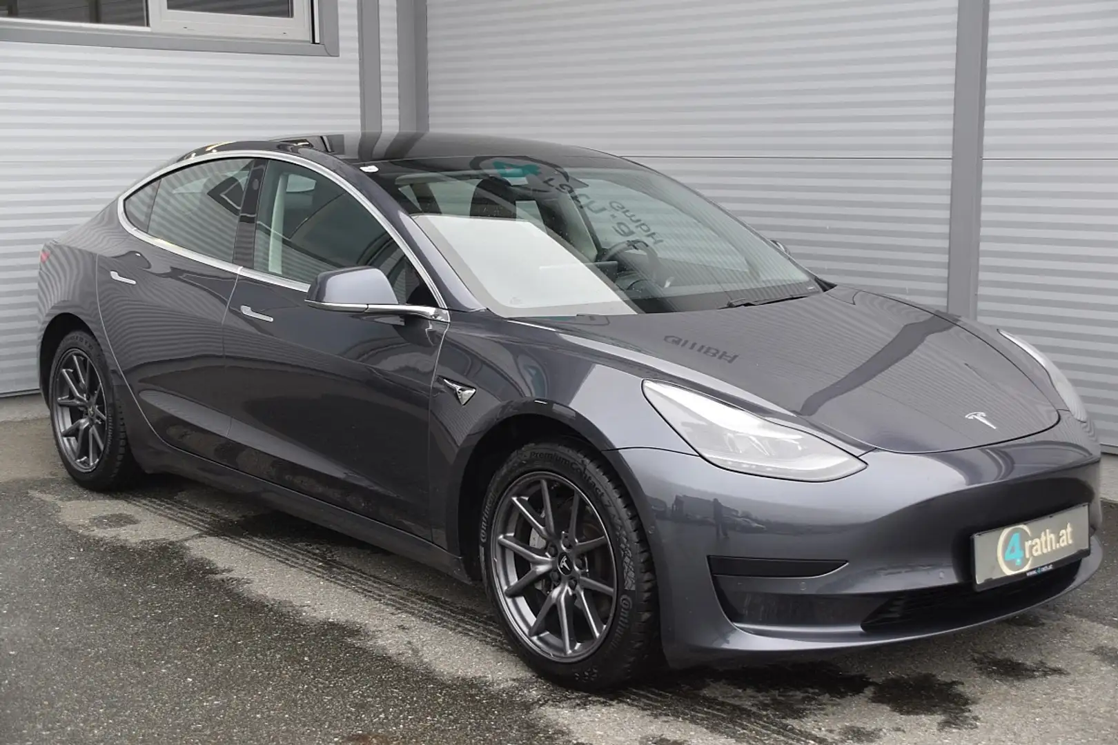 Tesla Model 3 Standard Range RWD Plus 57,5kWh AHK / NETTO: 16... Grau - 2