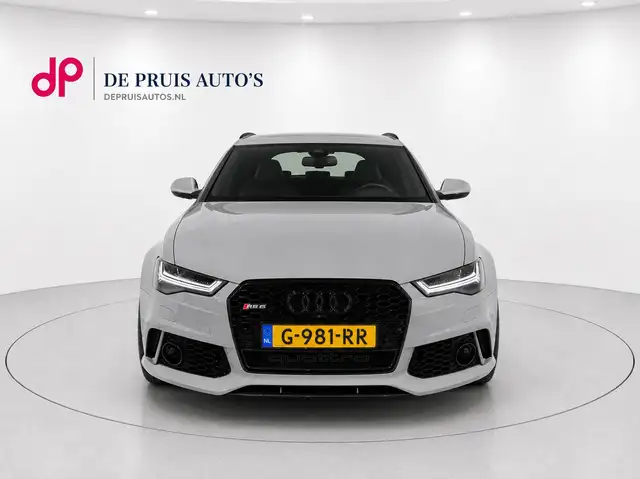 Audi RS6 view 10