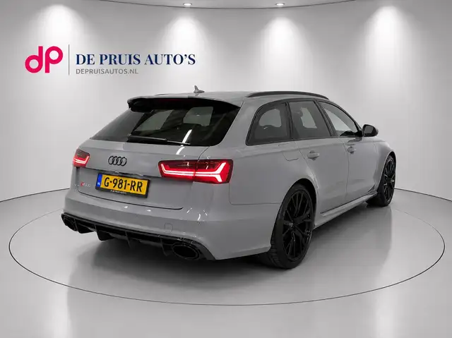 Audi RS6 view 3