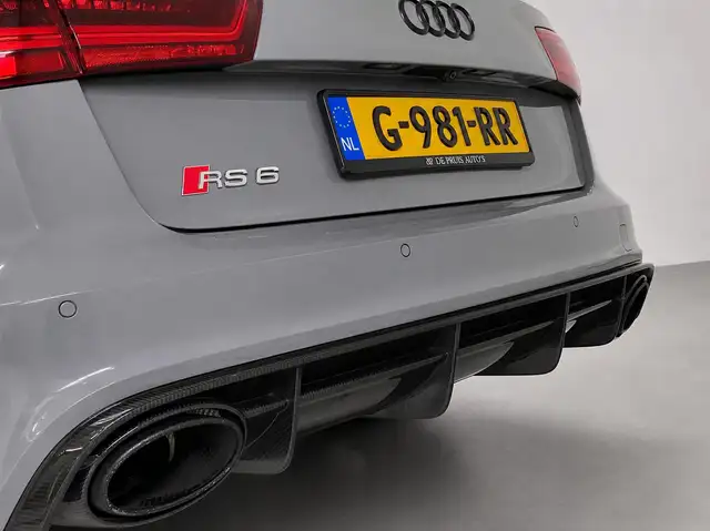 Audi RS6 view 18