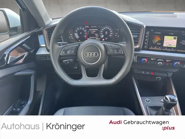 Audi A1 view 11
