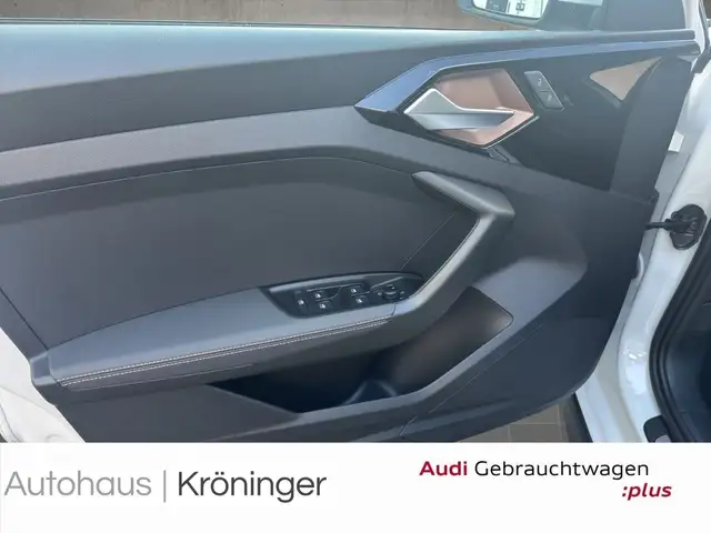 Audi A1 view 8