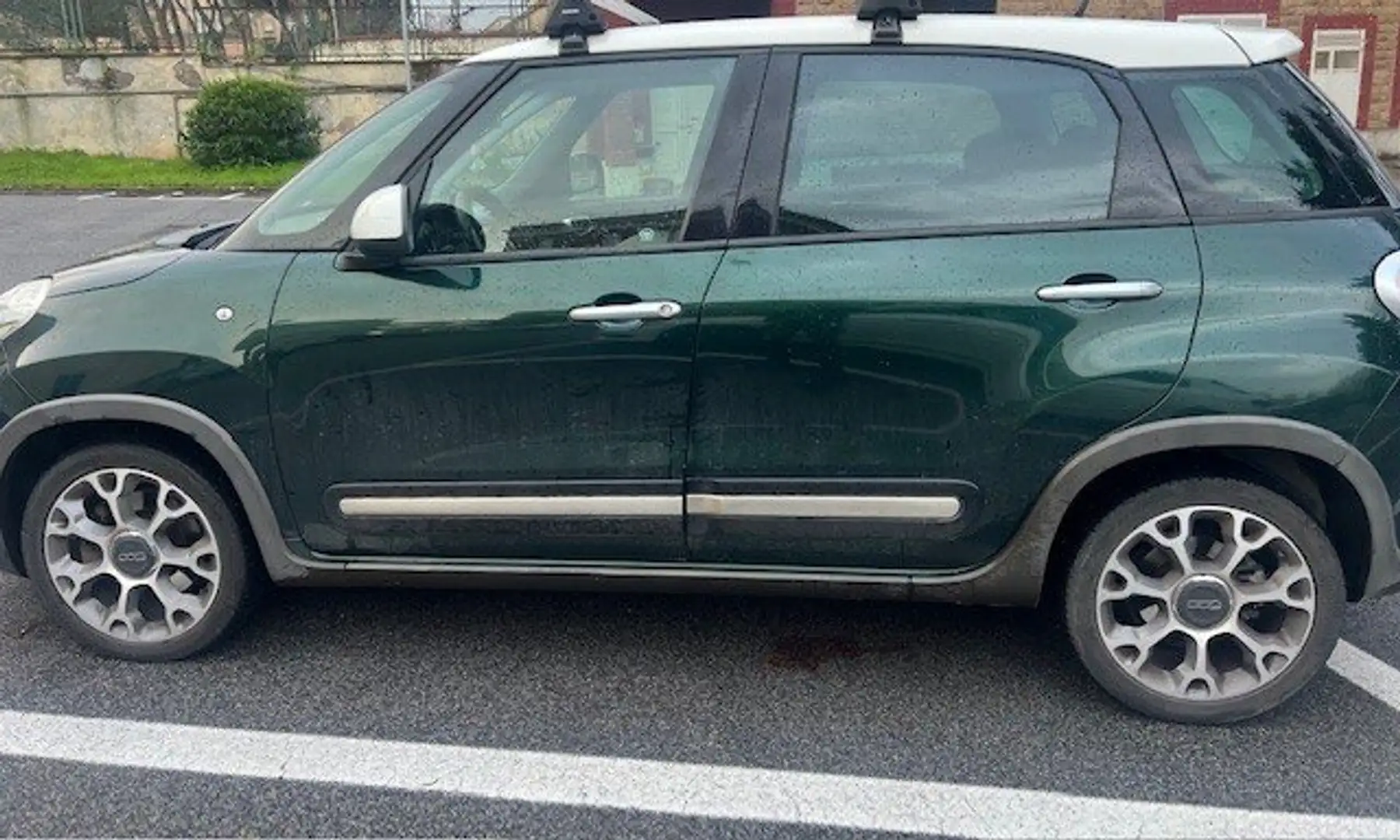 Fiat 500L 500L+2012+1.6+mjt+Trekking+120cv+E6 Zelená - 1
