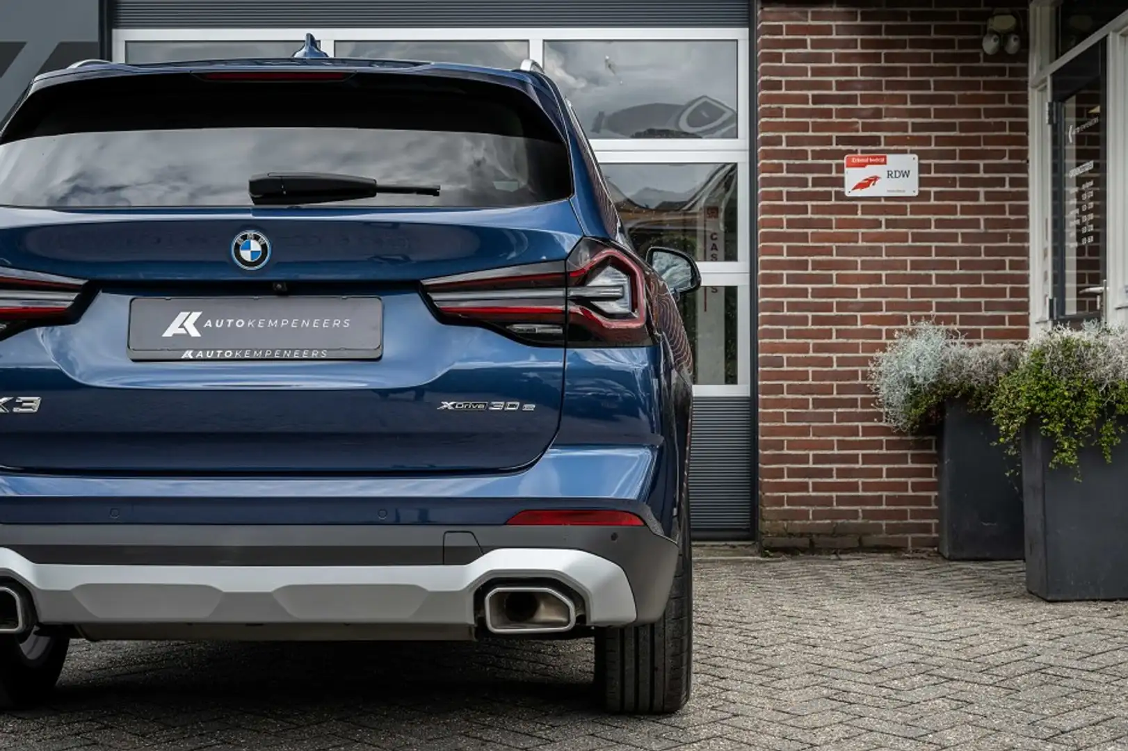 BMW X3 30e xDrive | Hifi | Head-up | Keyless | Cruise | M Bleu - 2