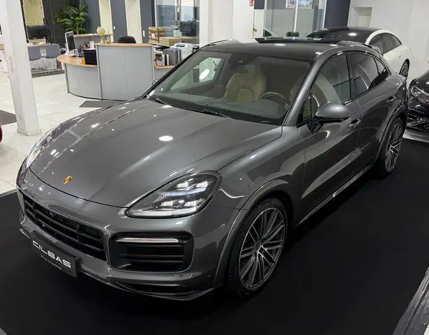 Porsche Cayenne GTS COUPE*SPORT DESIGN*PANO*LEDER BEIGE*