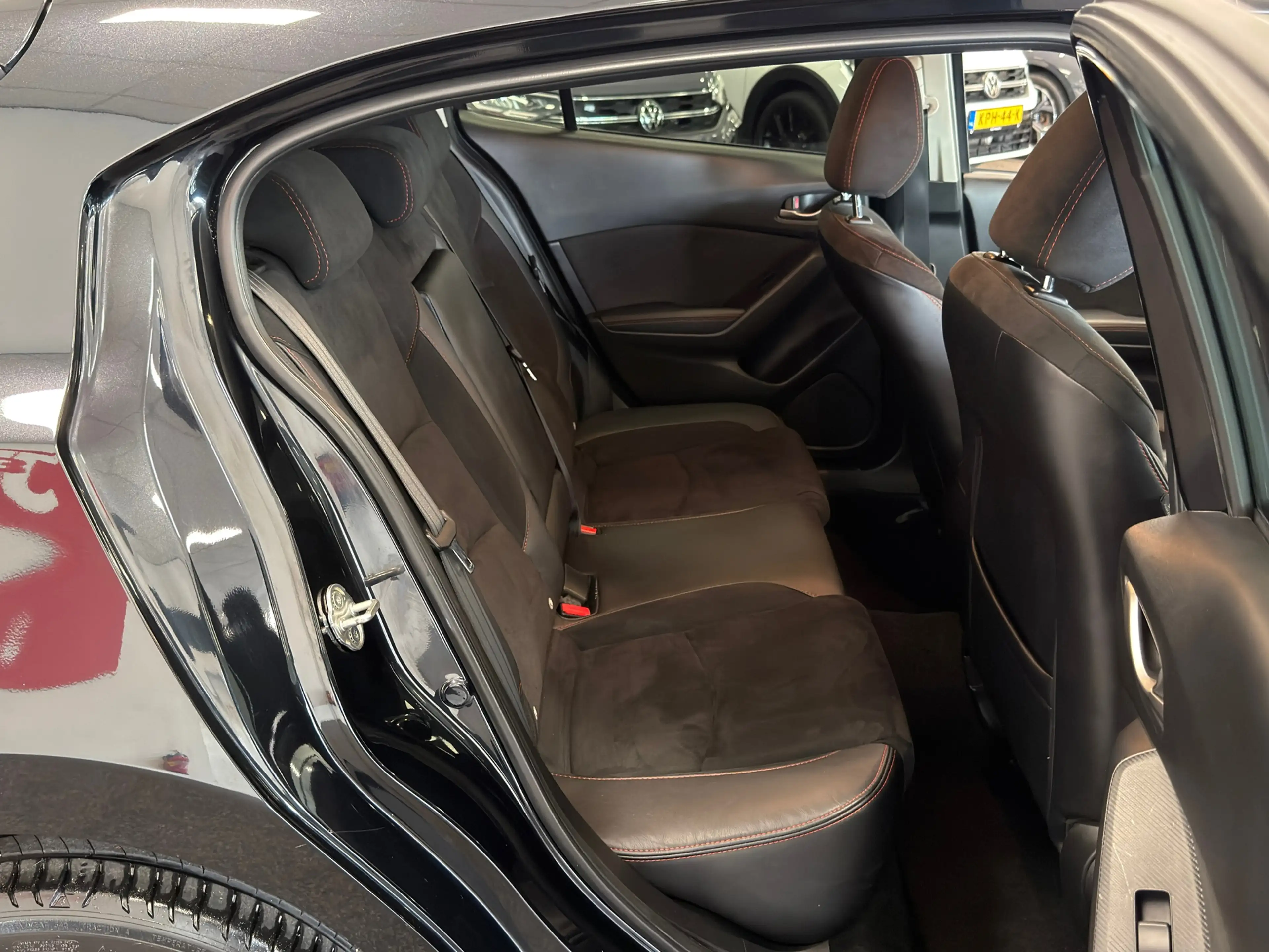 Mazda 3 2.0 SkyActiv-G| NAVIGATIE/CAMERA| CRUISE | ECC AIR — photo 13