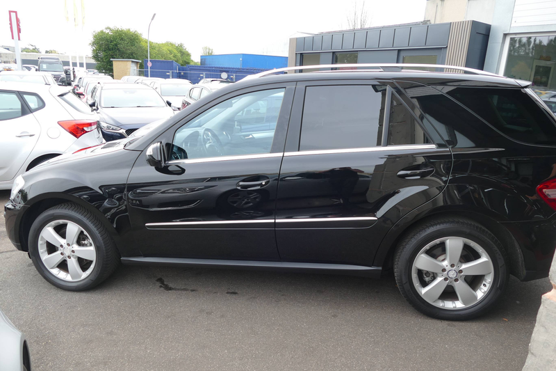 Mercedes-Benz ML 350 CDI Alcantara Schiebedach Navi 4 Matic HU/AU 0823 — photo 11