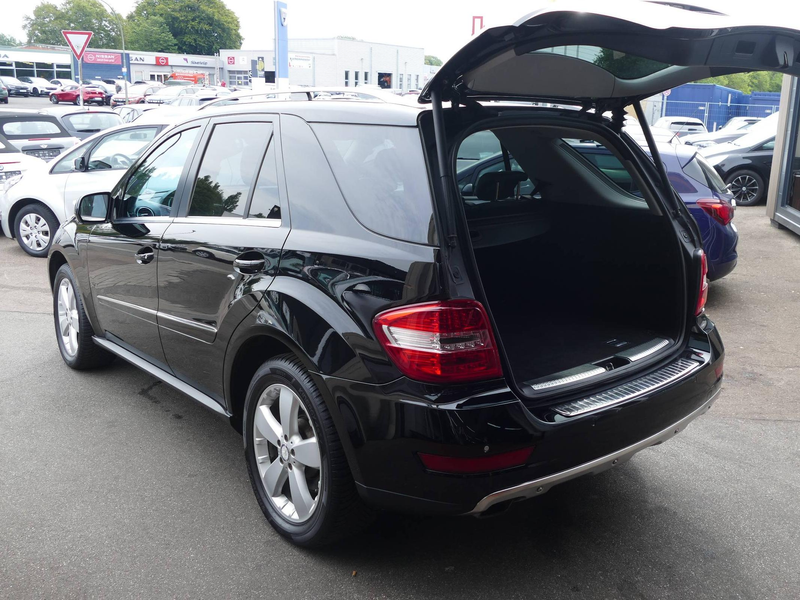 Mercedes-Benz ML 350 CDI Alcantara Schiebedach Navi 4 Matic HU/AU 0823 — photo 5