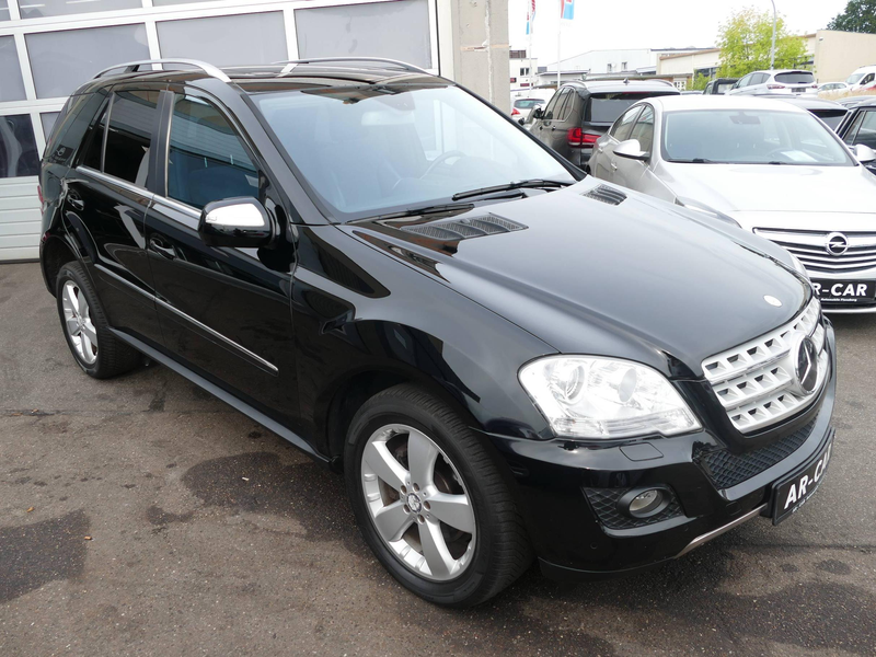 Mercedes-Benz ML 350 CDI Alcantara Schiebedach Navi 4 Matic HU/AU 0823 — photo 7