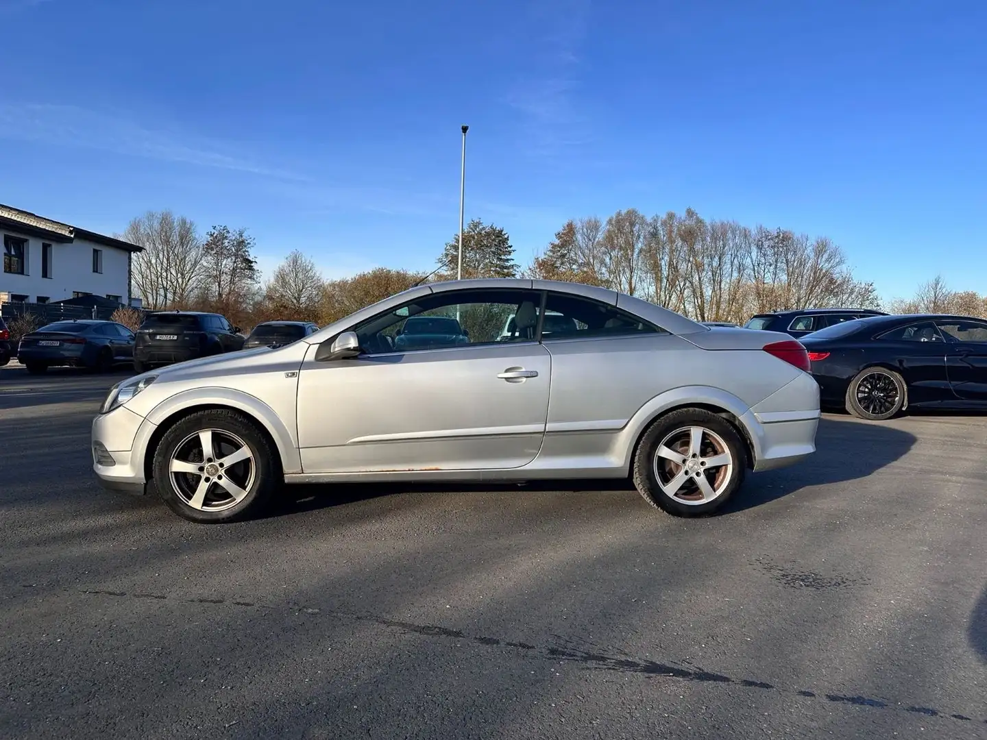 Opel Astra Twin Top 1.8 Edition / 2.Hd Klimaaut. SHZ Silber - 2