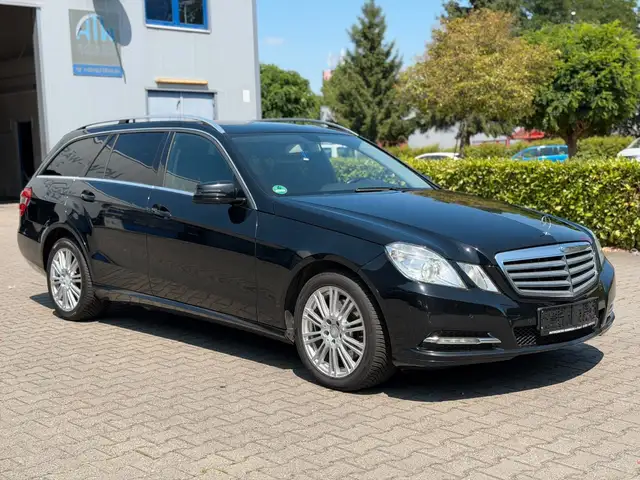 Mercedes-Benz E 250 E T-Modell E 250 CDI 4Matic *Panorama*Navi
