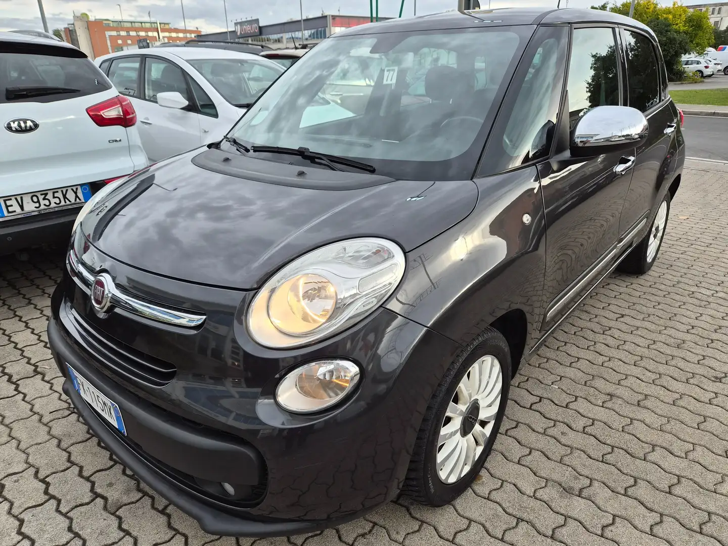 Fiat 500L 500L 2012 1.3 mjt Lounge 95cv dualogic Nero - 1