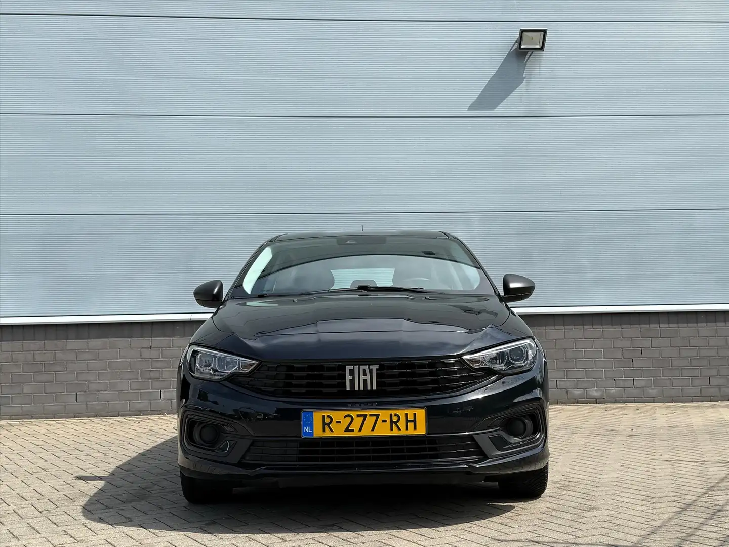 Fiat Tipo Stationwagon 1.5 Hybrid 130 DCT-7 Street I Carplay Zwart - 2