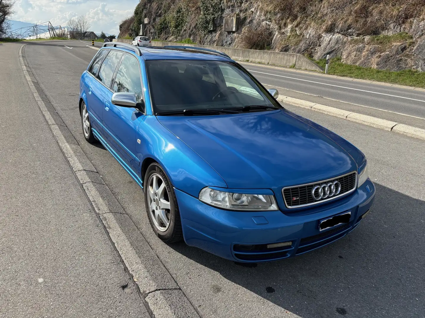 Audi S4 S4 Avant 2.7 quattro Blau - 2