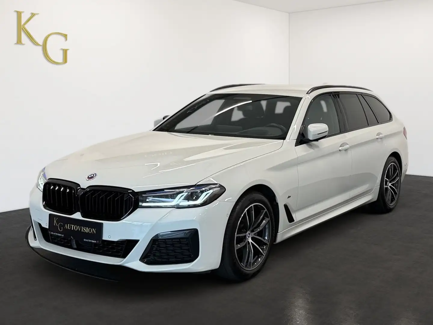 BMW 520 xDrive M-Sport ab ca. 315€ monatlich Weiß - 2