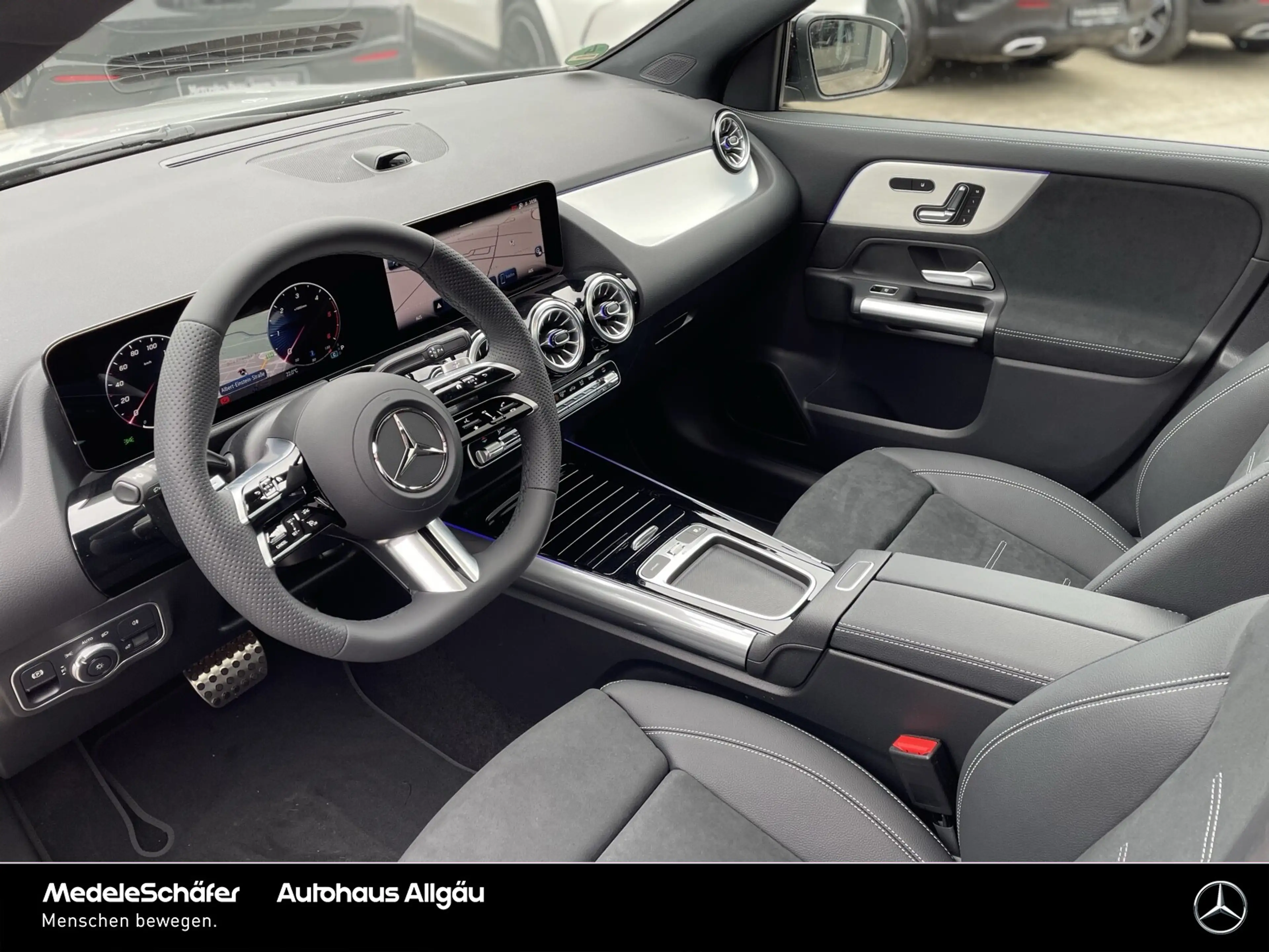 Mercedes-Benz GLA 220 GLA 220 d 4M AMG Night Special Ed. Dist AHK Pano — photo 3