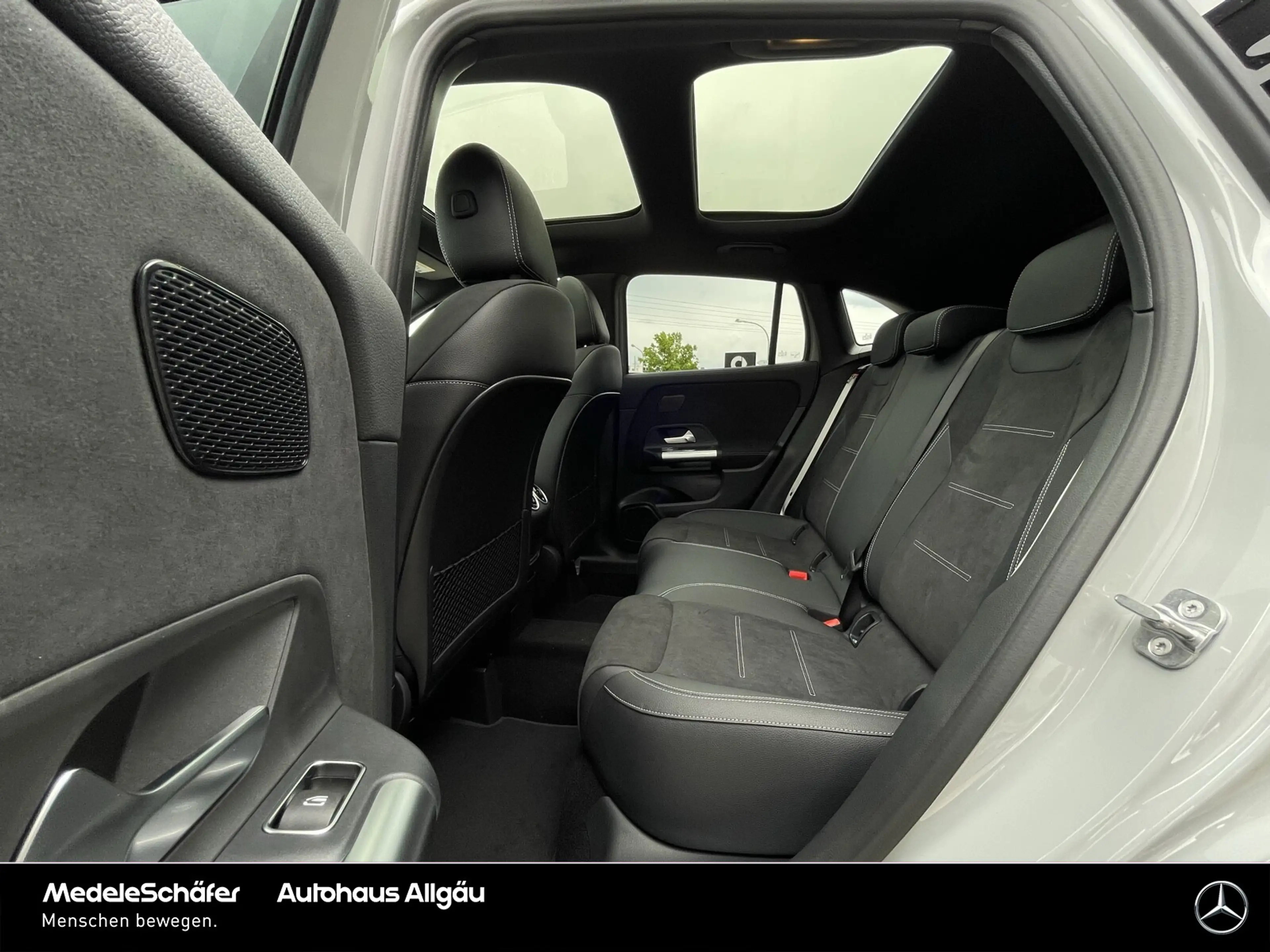 Mercedes-Benz GLA 220 GLA 220 d 4M AMG Night Special Ed. Dist AHK Pano — photo 8