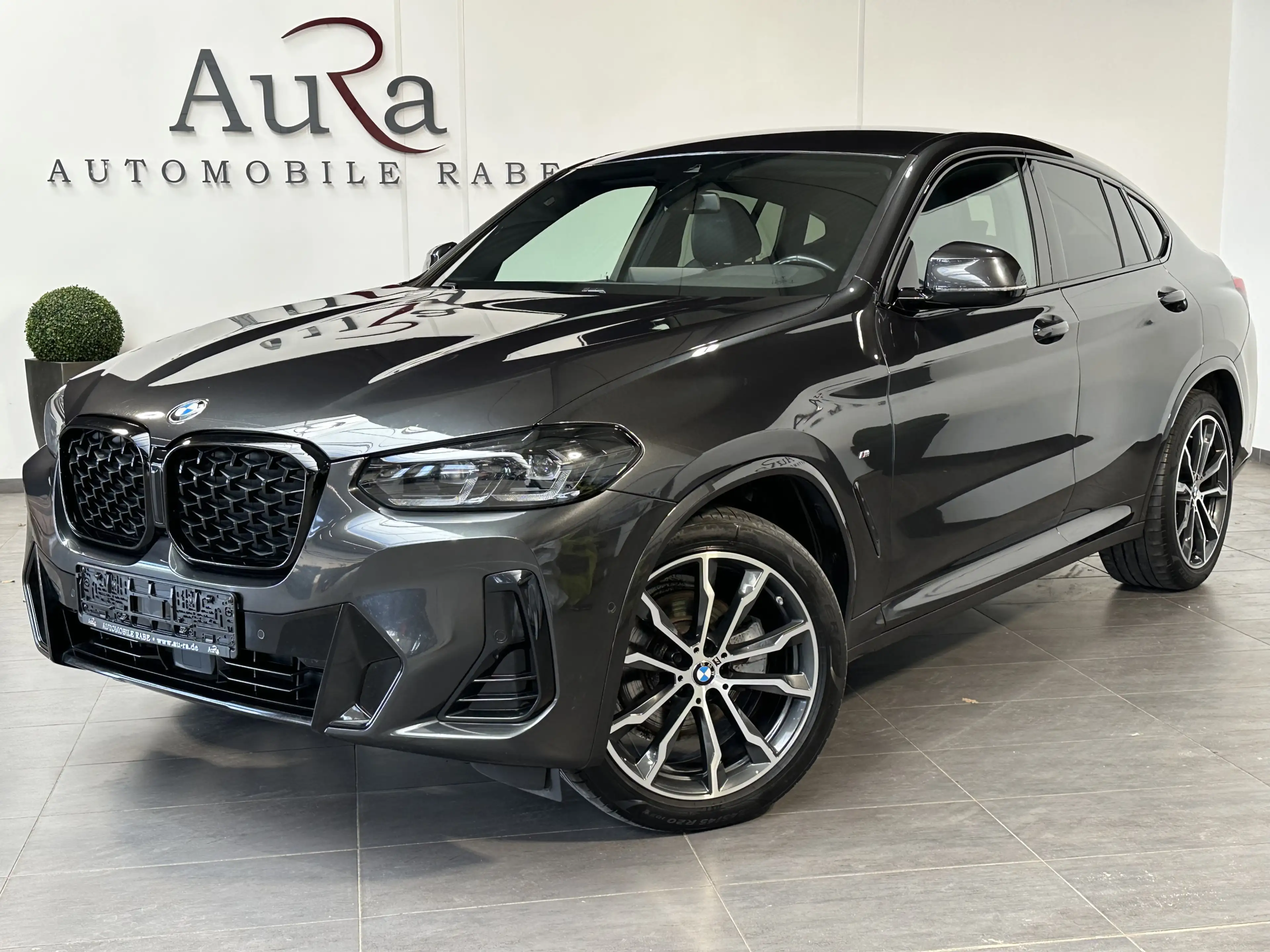 BMW X4 xDrive20d M-Sport NAV+LED+AHK+20ZOLL+ACC+HIFI+VC — photo 2