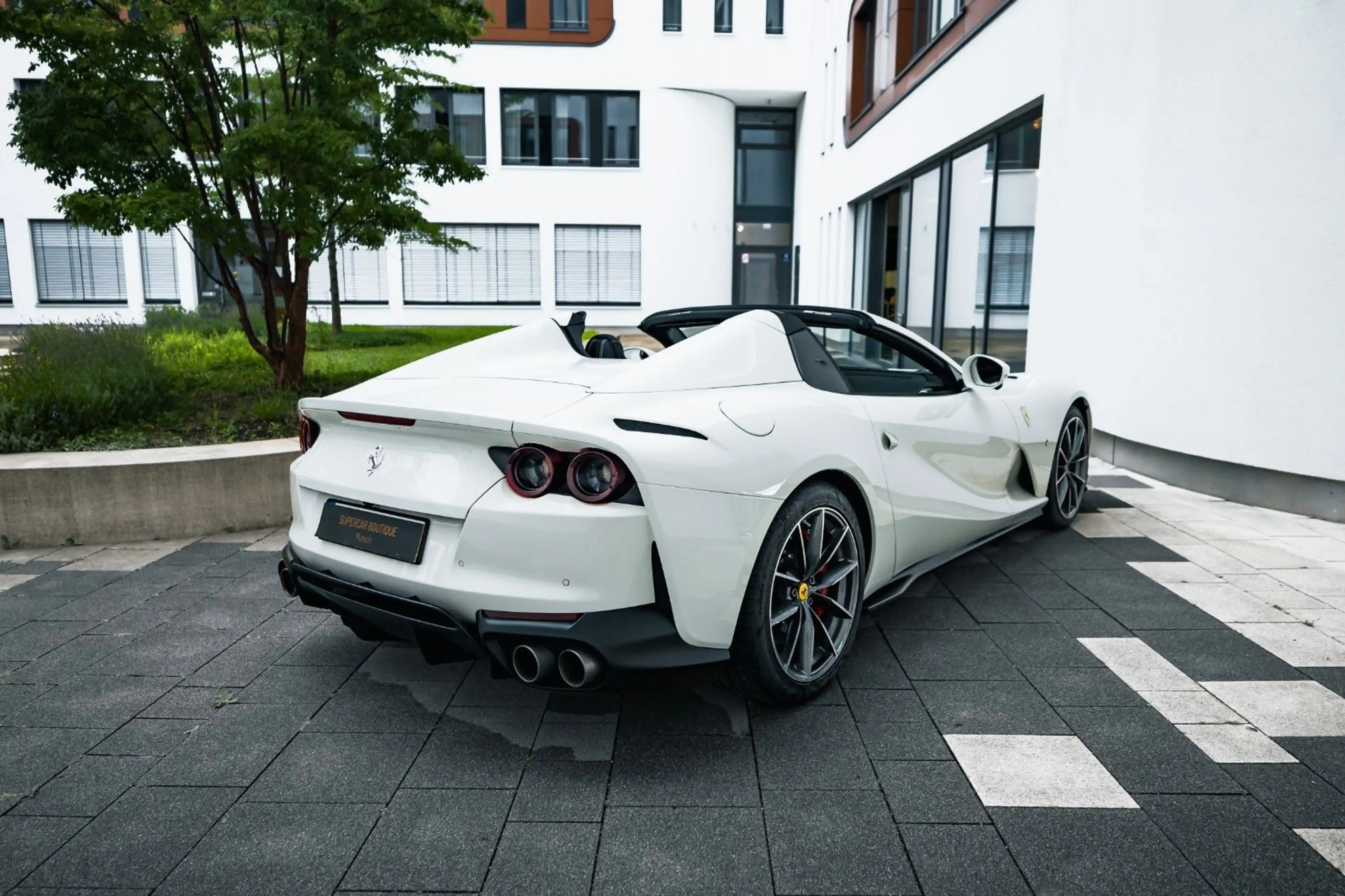 Ferrari 812 GTS//SUSP.-LIFTER//TITAN-EXHAUST//SURROUND V — photo 7