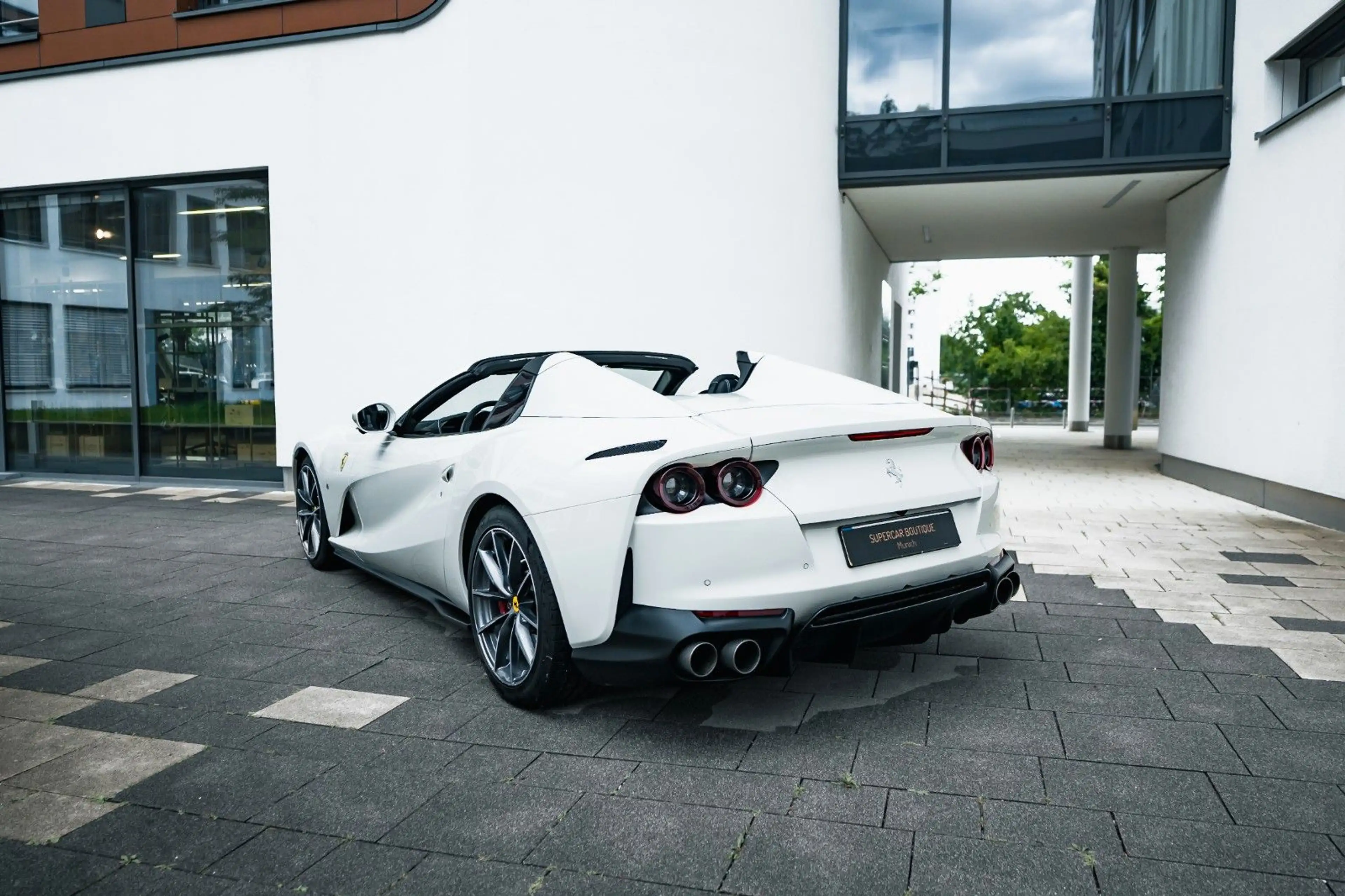 Ferrari 812 GTS//SUSP.-LIFTER//TITAN-EXHAUST//SURROUND V — photo 5