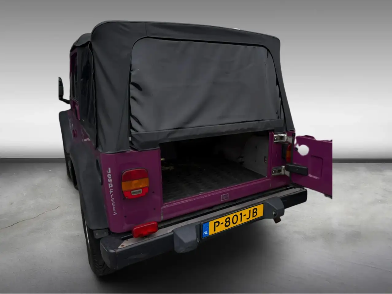 Jeep Wrangler 2.5i Softtop Cabrio Twister Uitvoering 90s Classic, foto 11