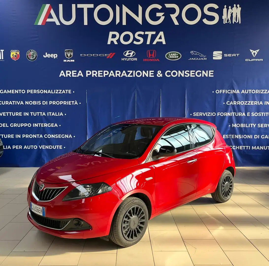 Lancia Ypsilon Ypsilon 1.0 hybrid 70cv Silver USATO GARANTITO Rosso - 1