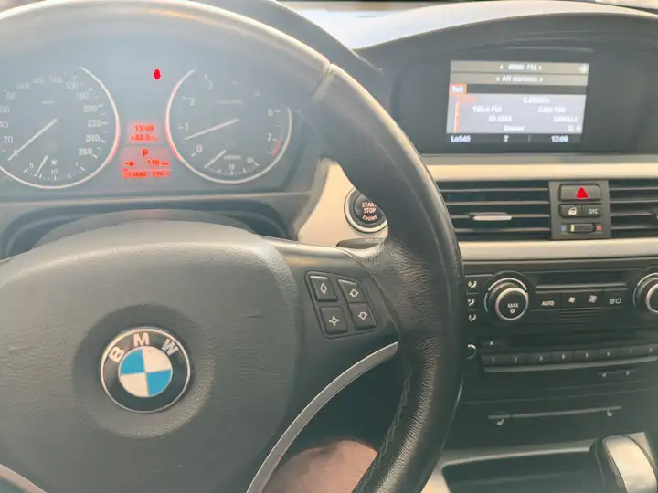 BMW Serie 3 325 i 2009, foto 5