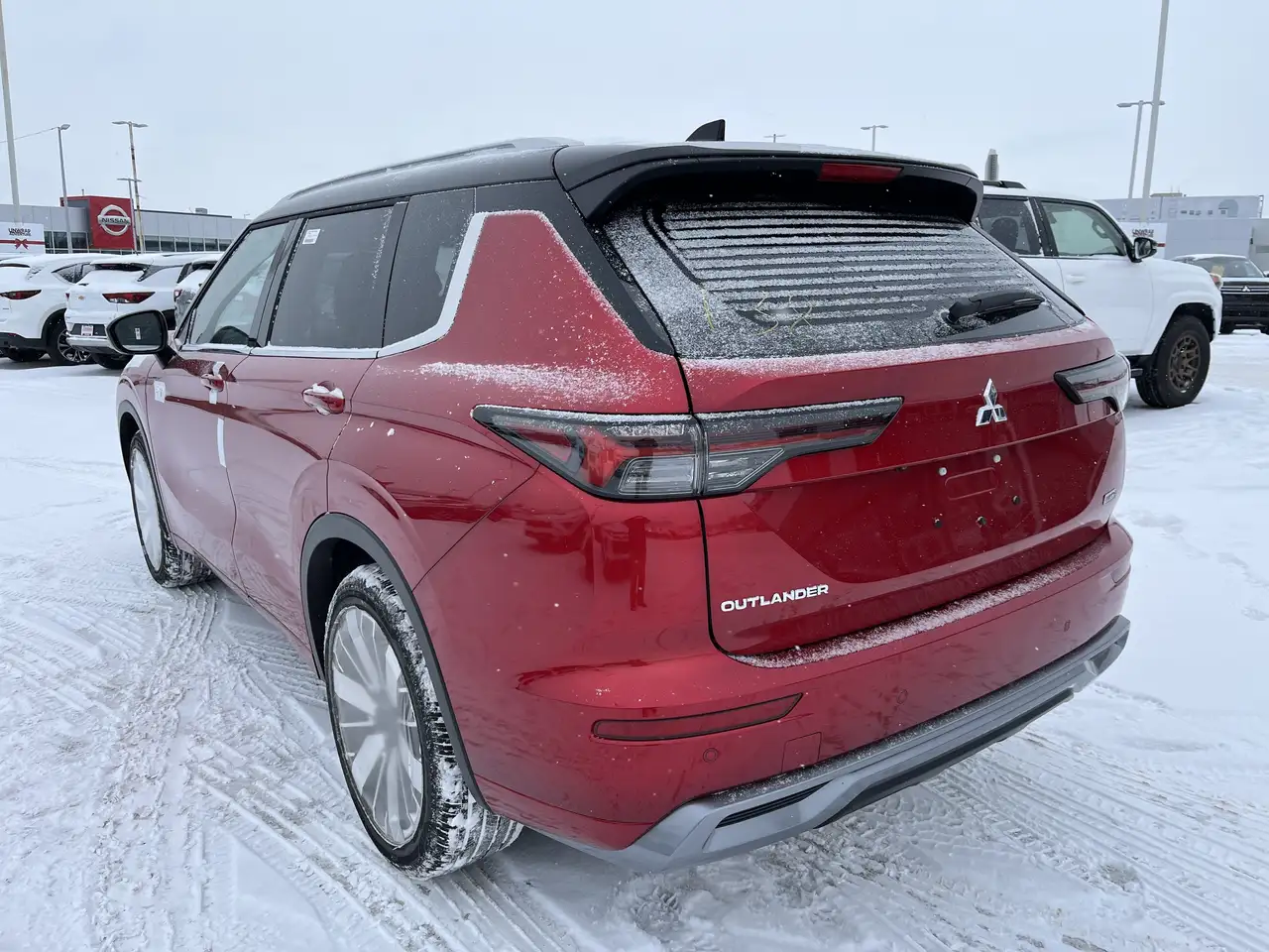 Mitsubishi Outlander снимка Mitsubishi Outlander